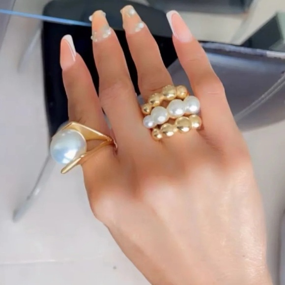 Baroque Pearl Gold Rings - Picture 4 of 11